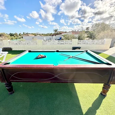 Las Rocas Con Piscina Privada De Piedra, Vista Mar, Jardines, Asadero Y Wifi * Parque Holandes