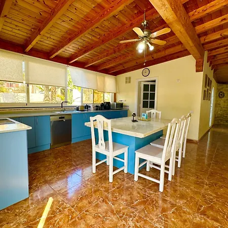 Villa Las Rocas Con Piscina Privada De Piedra, Vista Mar, Jardines, Asadero Y Wifi Parque Holandes
