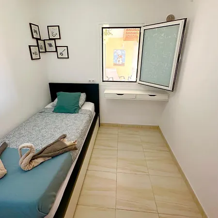 Las Rocas Con Piscina Privada De Piedra, Vista Mar, Jardines, Asadero Y Wifi Villa
