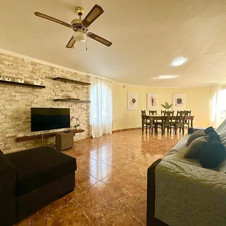 Villa Las Rocas Con Piscina Privada De Piedra, Vista Mar, Jardines, Asadero Y Wifi *