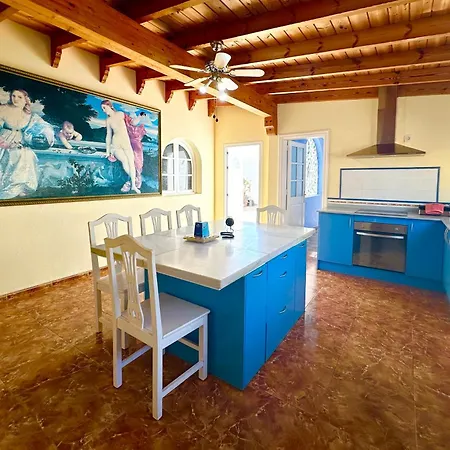 Villa Las Rocas Con Piscina Privada De Piedra, Vista Mar, Jardines, Asadero Y Wifi