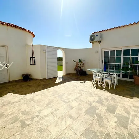 Las Rocas Con Piscina Privada De Piedra, Vista Mar, Jardines, Asadero Y Wifi * Parque Holandes