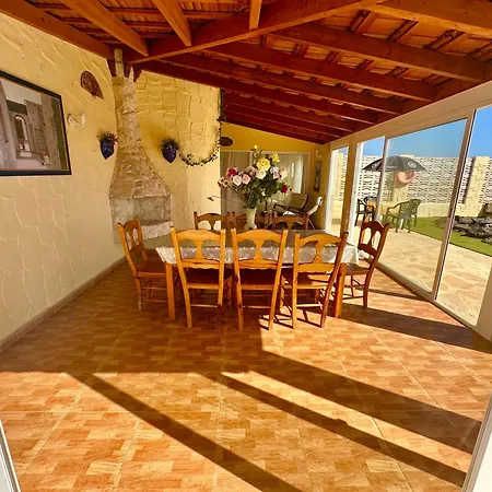 Villa Las Rocas Con Piscina Privada De Piedra, Vista Mar, Jardines, Asadero Y Wifi *