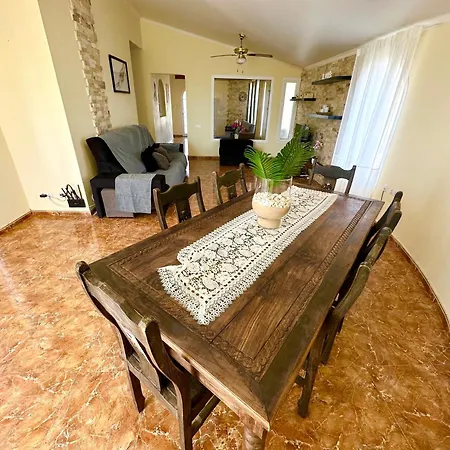 Villa Las Rocas Con Piscina Privada De Piedra, Vista Mar, Jardines, Asadero Y Wifi *