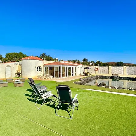 Las Rocas Con Piscina Privada De Piedra, Vista Mar, Jardines, Asadero Y Wifi *
