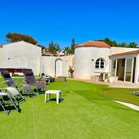 Las Rocas Con Piscina Privada De Piedra, Vista Mar, Jardines, Asadero Y Wifi * Parque Holandes